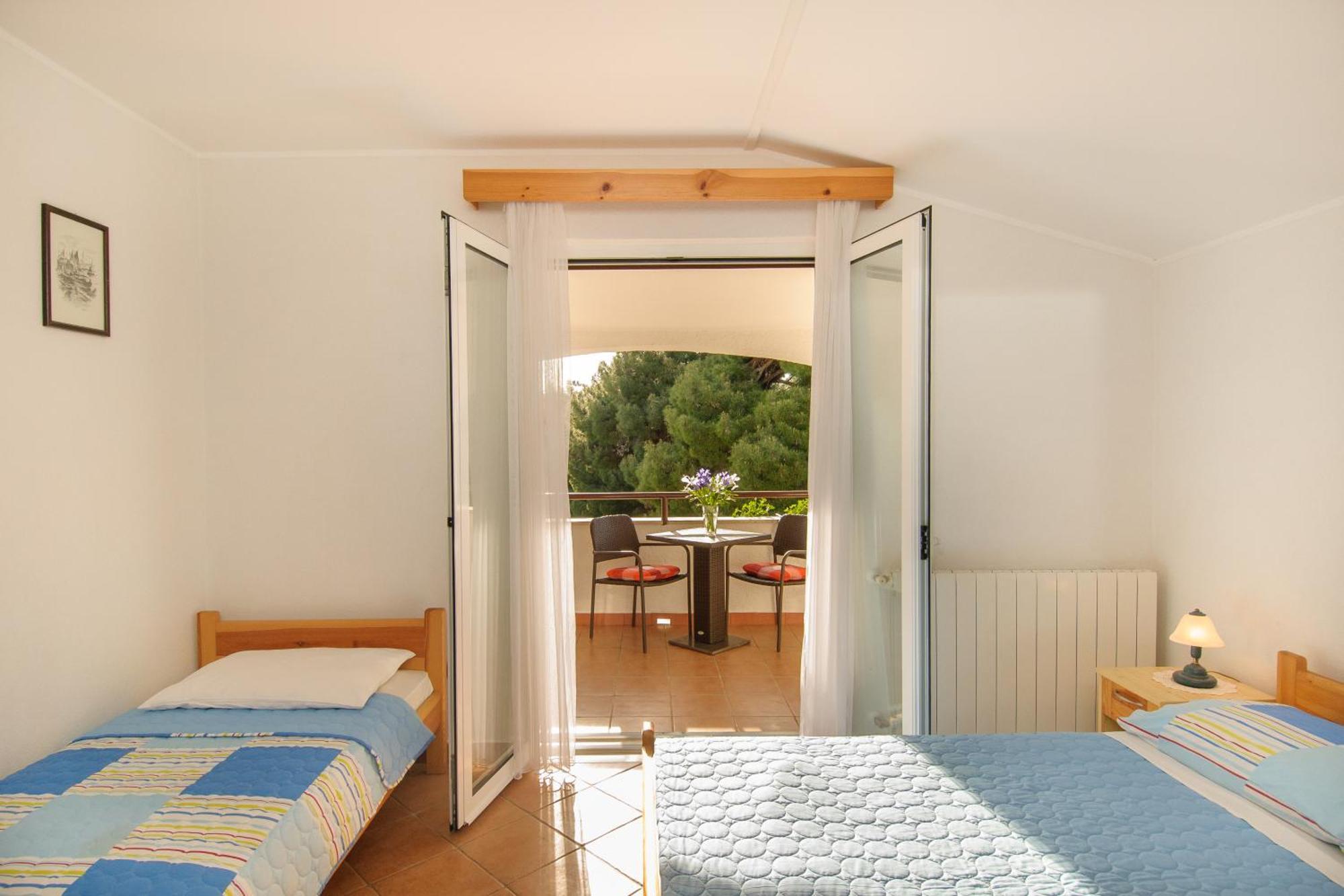 Bed And Breakfast Ritosa Porec Bagian luar foto