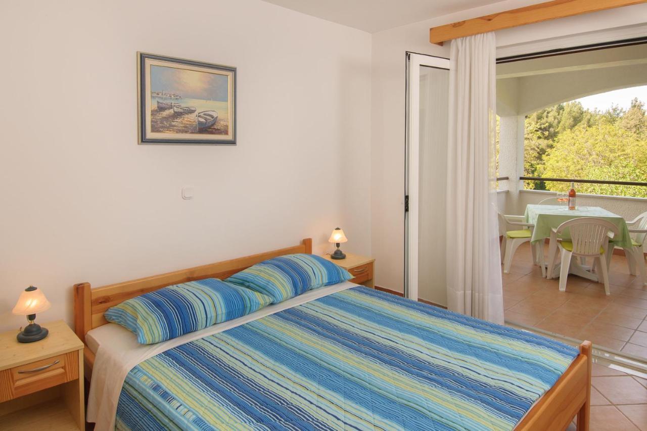 Bed And Breakfast Ritosa Porec Bagian luar foto